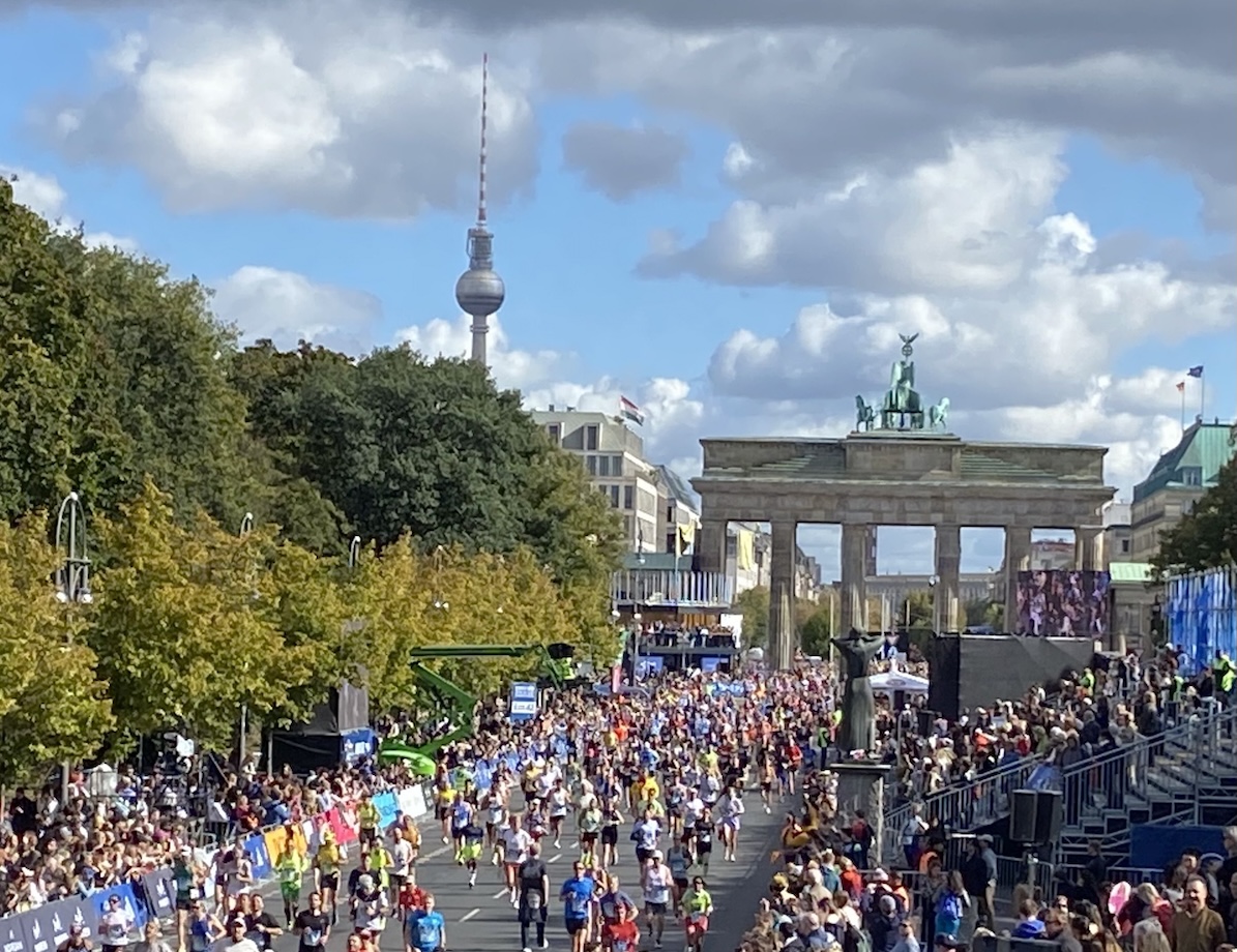 Backen wir uns unseren idealen Staat!